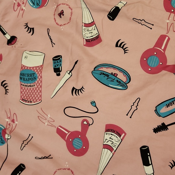 Vixen makeup pencil skirt - Picture 12 of 12